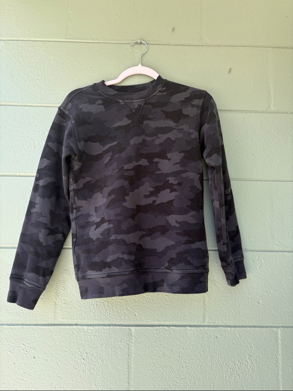 lululemon athletica Heritage Crew Sweatshirt - Deep Coal Camo